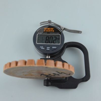 7 ステップ コンクリートアブラシング用の湿磨パッド 丸い形 パッケージ 総重量0.740kg