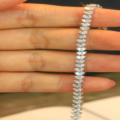 18K パーソナライズ可能なテニスブレスレット ラボで育ったダイヤモンドとフルダイヤモンド水滴