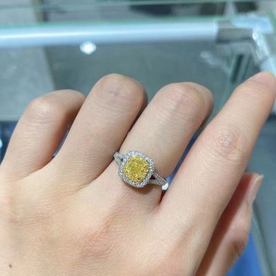 初期支払い 18K ラボダイヤモンドリングと黄ダイヤモンド 双重用途のリングとペンダント